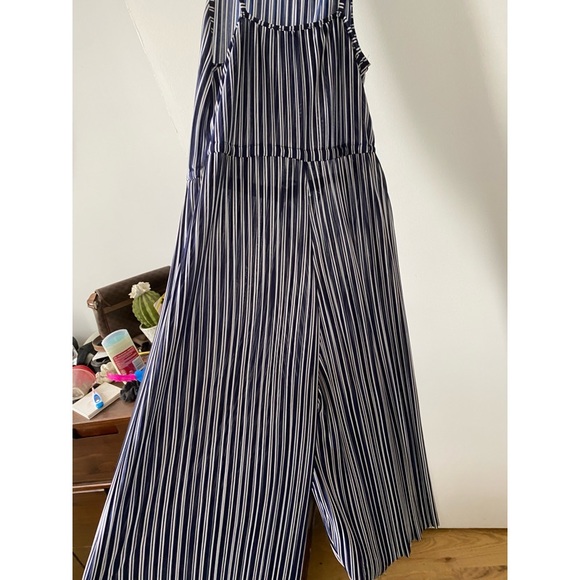 ZARA - SMALL - BLUE + WHITE STRIPED JUMPSUIT - Picture 4 of 4